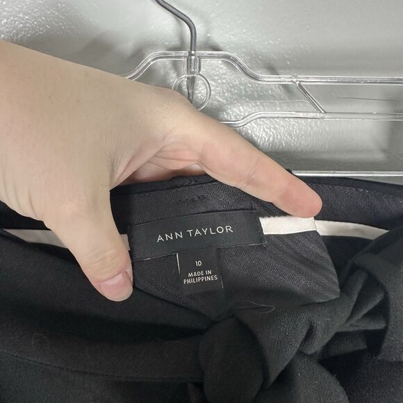 Ann Taylor Womens 10 Black Tie Waist Tapered Ankle Pants Workwear Business - Picture 3 of 5
